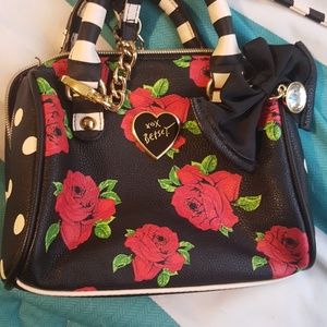 Betsey Johnson small crossbody